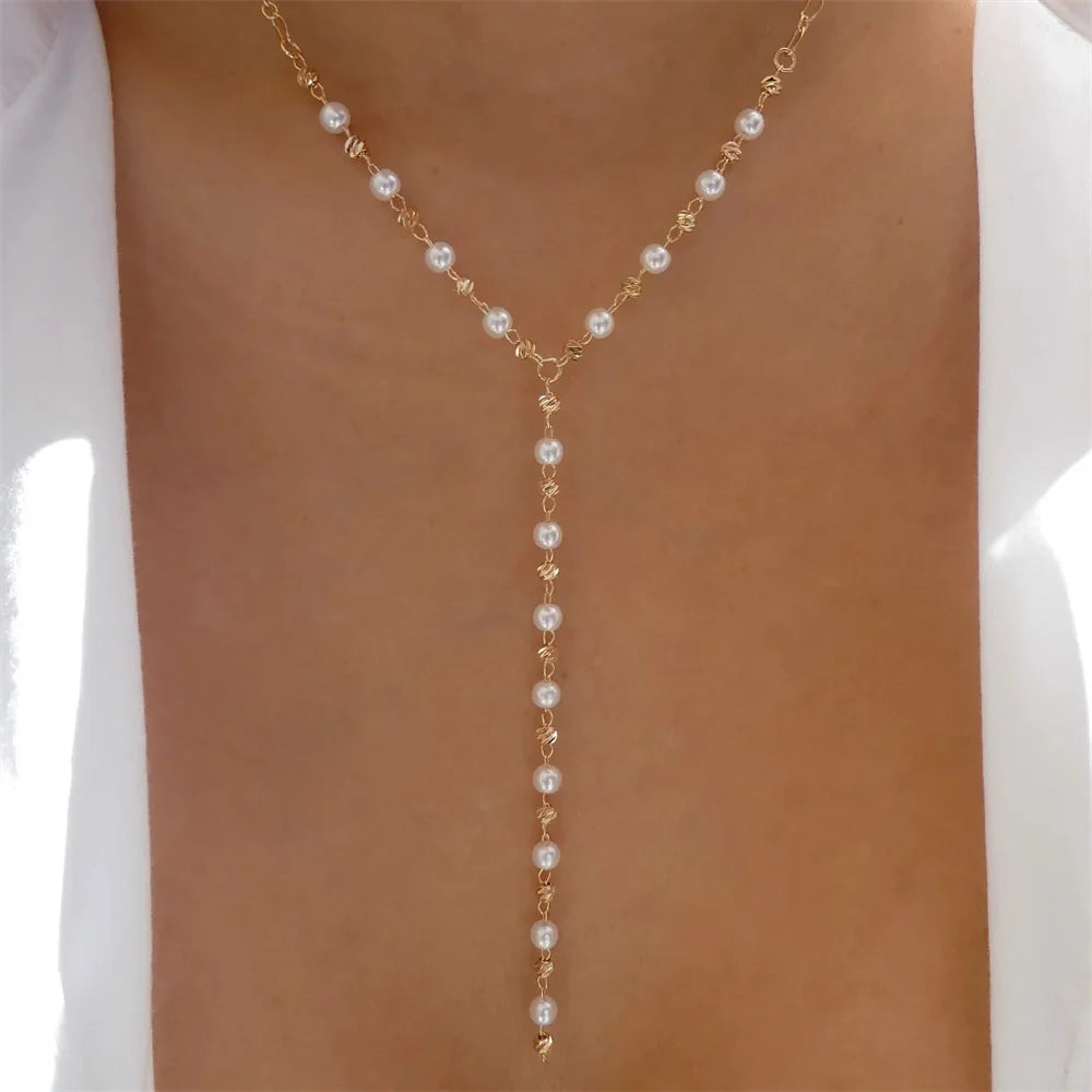 Elegant vintage pearl pendant necklace for women with multi-layer gold chain, stylish choker jewelry, trendy fashion accessory