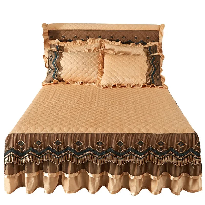 AI WINSURE-European Lace Velvet Bedspreads Quilted, King Size, Luxury, Retro Soft Bedskirt Set, with 2 Pillow Shams, Queen