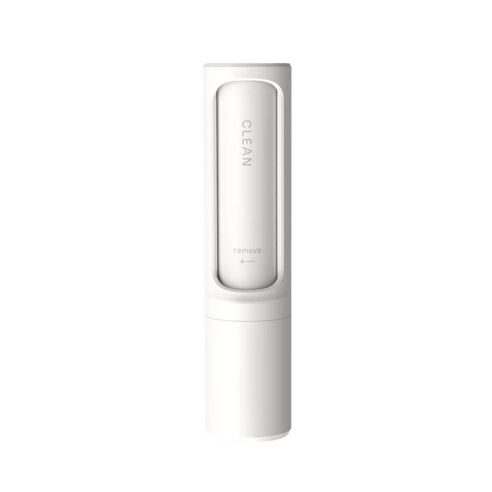 Reusable pet hair remover lint roller by Showlu Smart General with a handle and adhesive sheets for removing pet hair from clothing and upholstery.