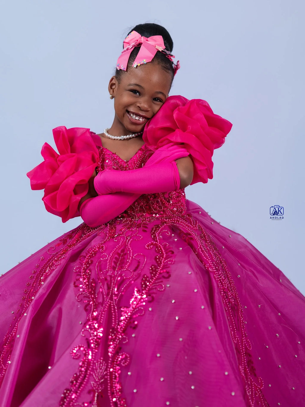 Customized Hot Pink Flower Girl Dress for Wedding Sequins Applique Puffy Baby Kids Birthday Party First Communion Gown
