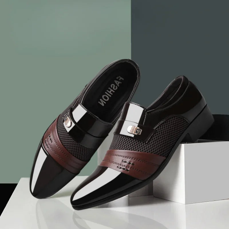 Men's black leather Oxford shoes by Showlu Fashion, classic slip-on business loafers with sleek, polished finish.