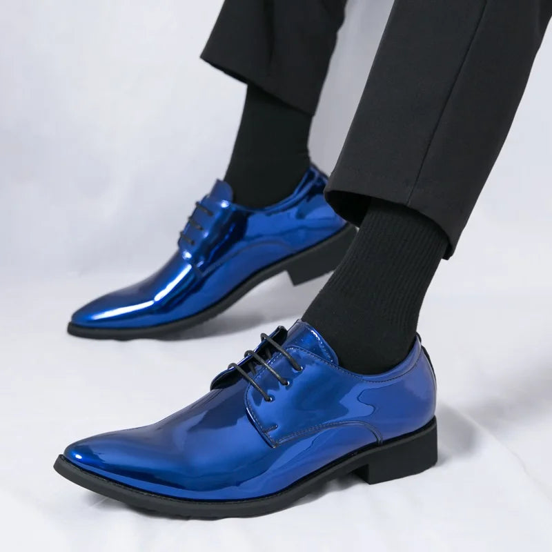 Men's patent leather derby shoes by Showlu Fashion Store featuring pointed toe design, ideal for weddings and formal parties.
