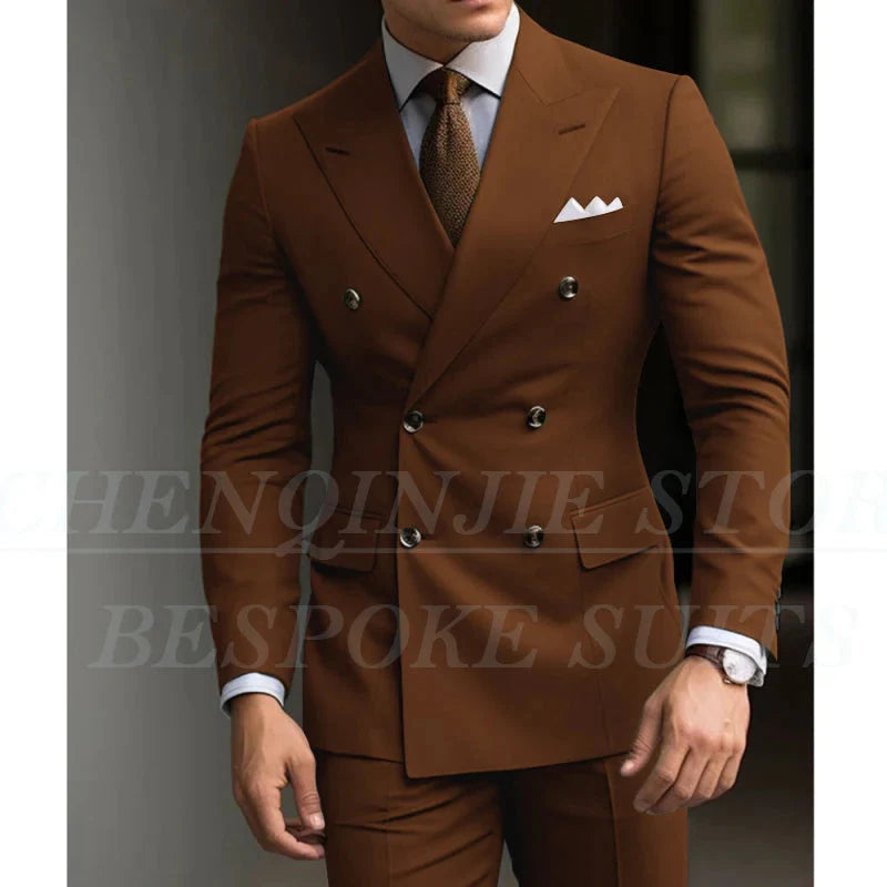 Green slim fit men's suit blazer and pants set by Showlu Fashion, ideal for formal weddings and special occasions.