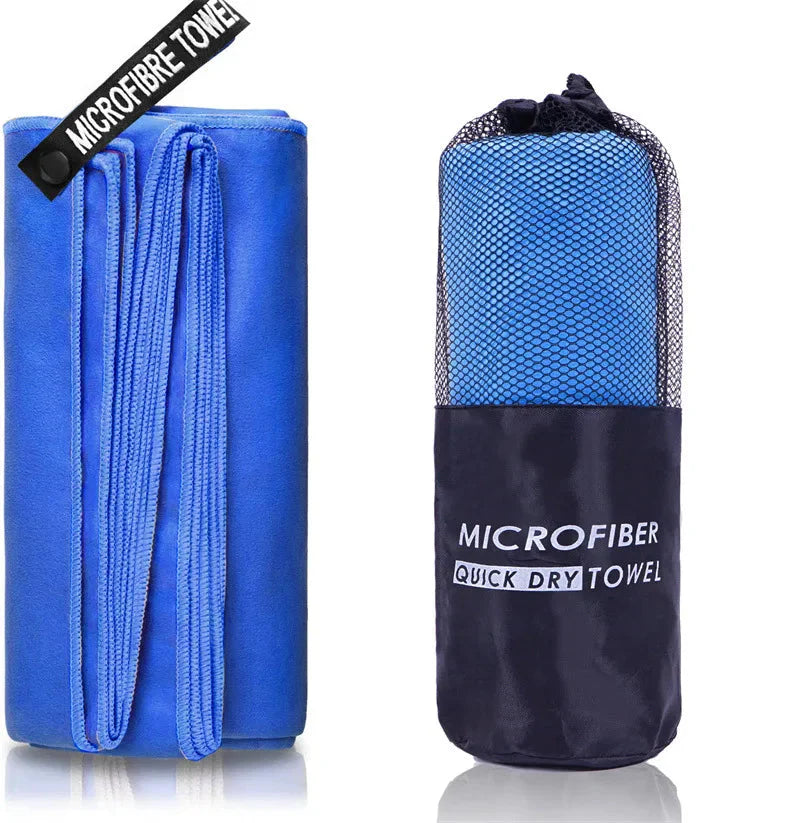 SHOWLU quick-drying microfiber sports towel for gym, swimming, and beach, showing lightweight, soft fabric and compact design