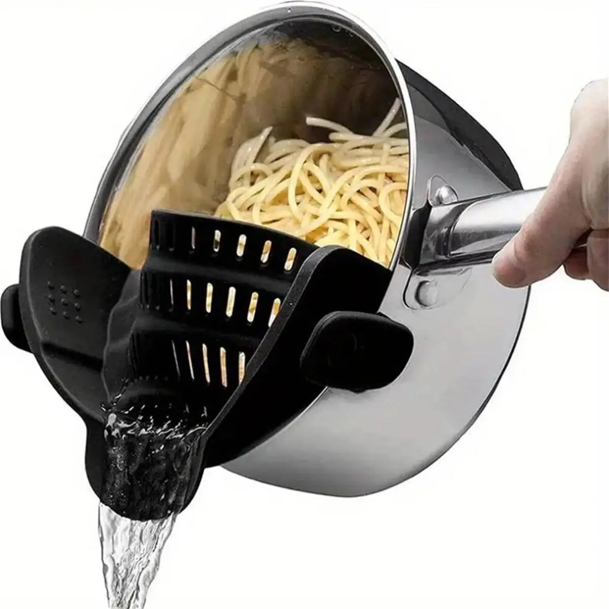 Showlu Smart General clip-on pot strainer attached to a cookware pot for easy draining of liquids.