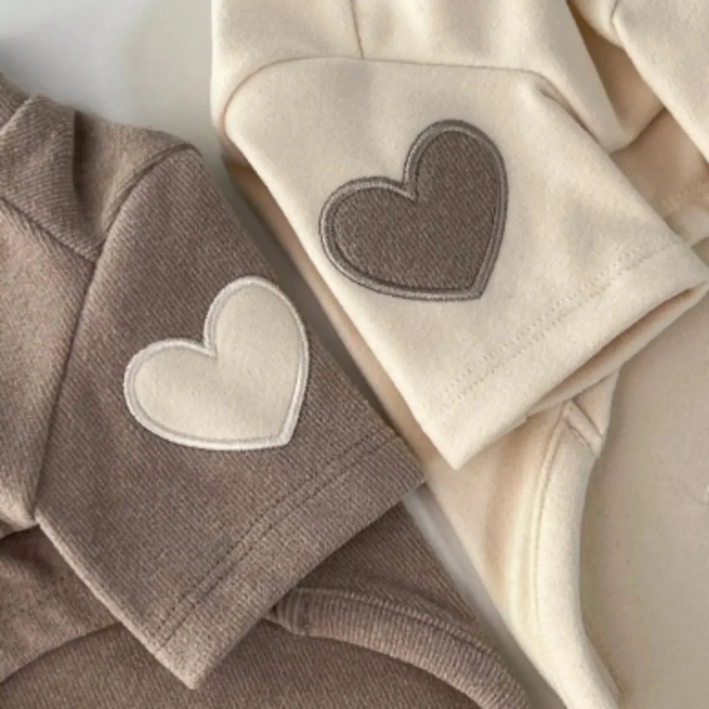 Showlu Fashion Love Bear Dog Hoodie, warm winter pet base shirt with cute love bear design for small dogs.