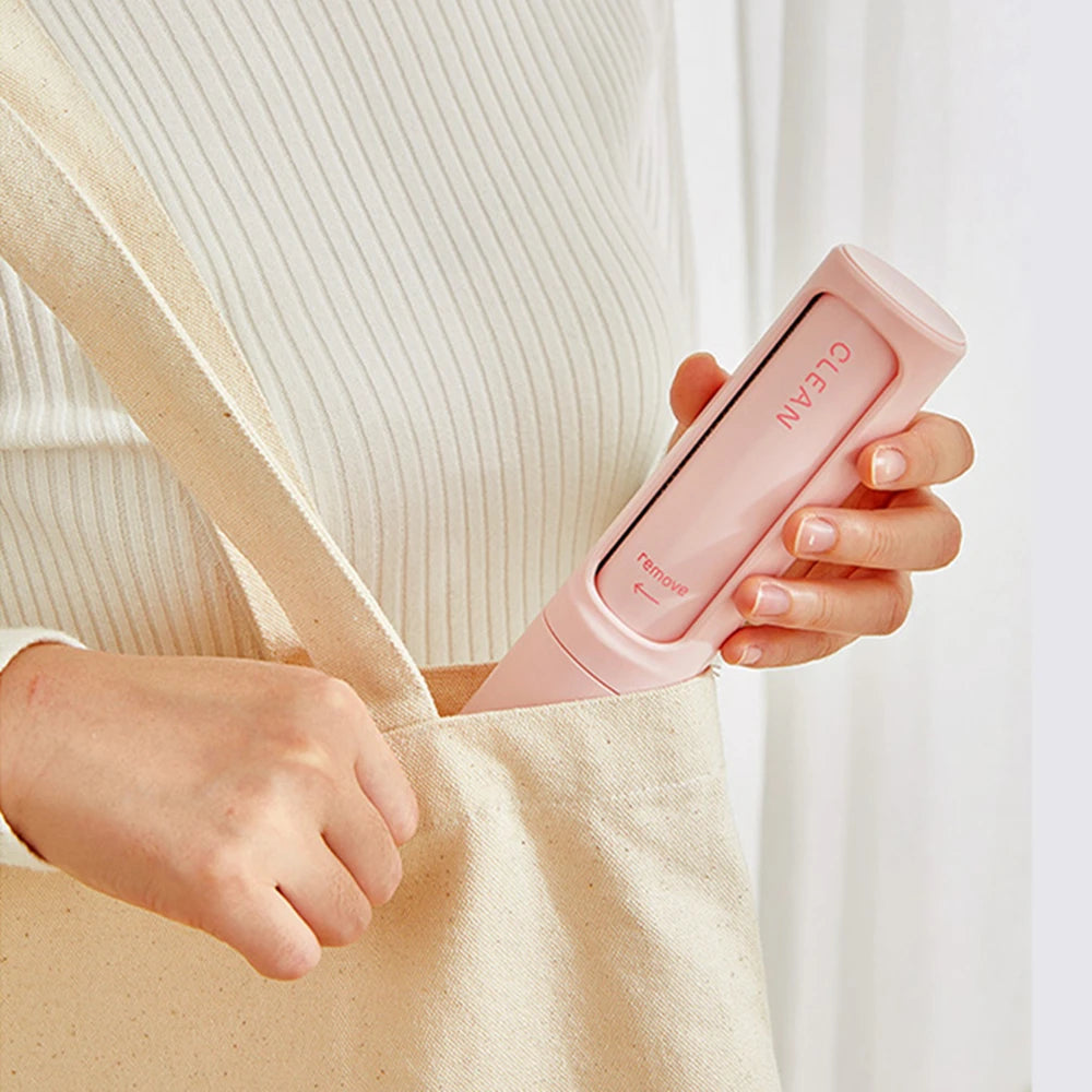 Showlu Smart General reusable pet hair remover roller with manual lint cleaner, designed for removing pet hair from clothing and furniture.