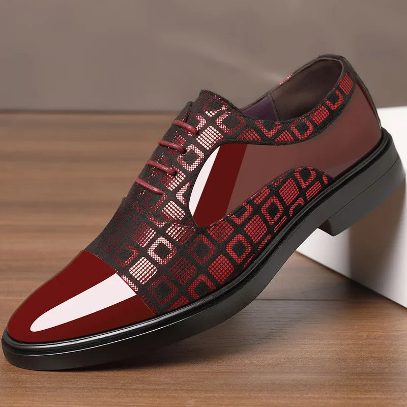 Black patent leather men's dress shoes with pointed toes and sleek formal Oxford style from Showlu Fashion Store.