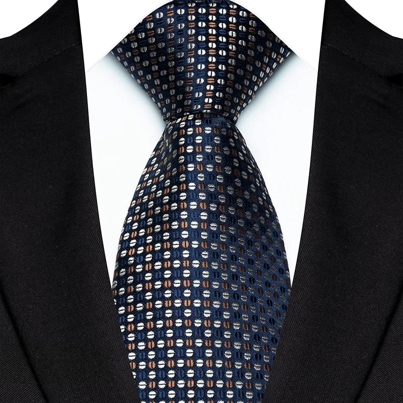 Luxury 8cm men's necktie with polka dot jacquard weave, suitable for weddings, business, and parties, by Showlu Fashion.