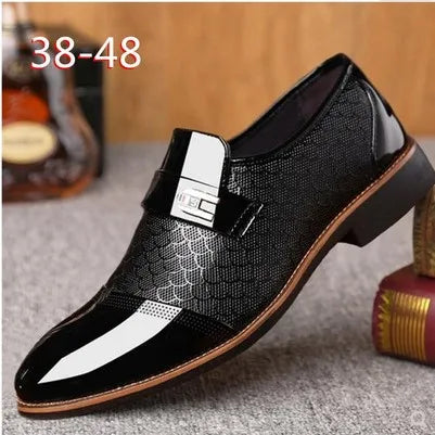 Men's leather Oxford dress shoes by Showlu Fashion Store, classic non-slip business shoes with polished finish and lace-up design.