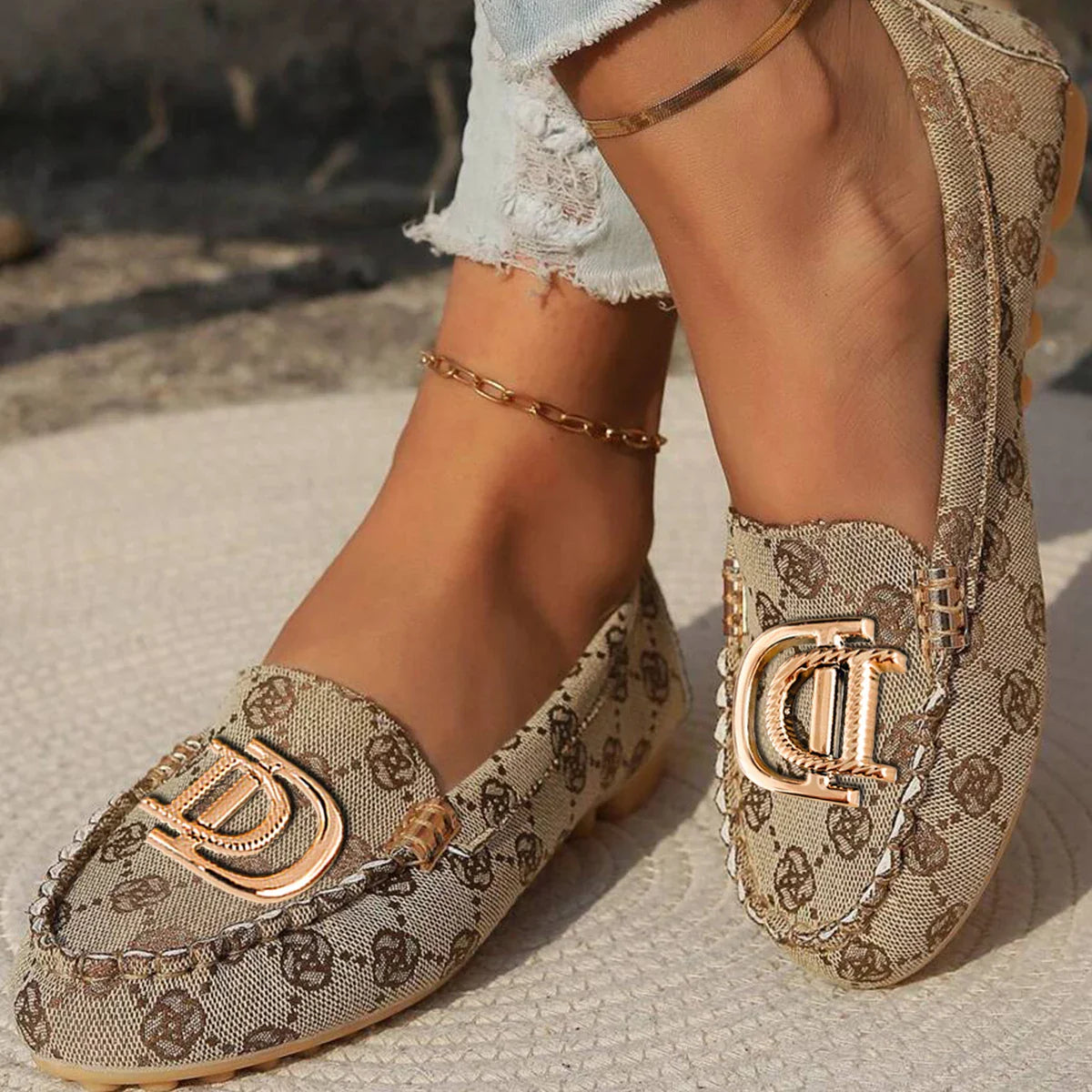 SHOWLU FASHION STORE women's floral fabric loafers, elegant slip-on flat shoes with colorful floral pattern and comfortable design.