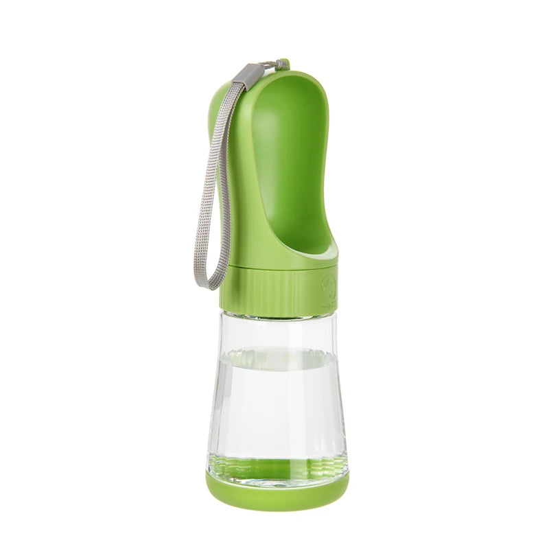 Showlu Smart General pet portable water bottle with built-in water dispenser for on-the-go hydration for dogs and cats.