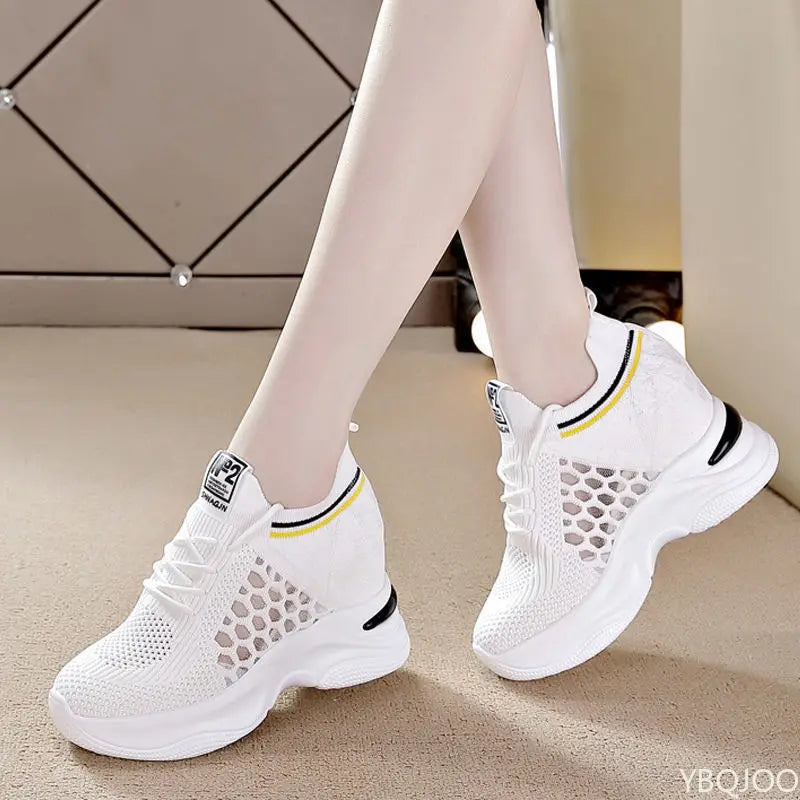 Showlu Fashion Store women's small size spring and autumn casual shoes with thick soles and height-increasing design.