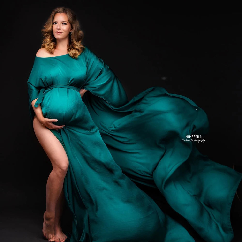 Showlu Maternity chiffon cape made of soft tulle, perfect for photo shoots, featuring a flowing, elegant design for expecting mothers.