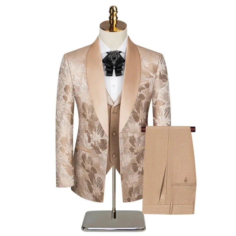 Men's slim fit wedding suit with peak lapel blazer and matching trousers and vest from SHOWLU FASHION STORE.
