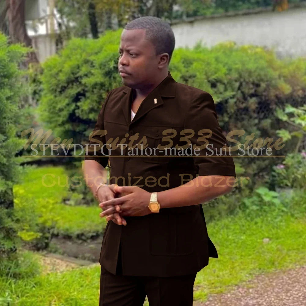 Safari men's short sleeve suit set with single-breasted jacket and pants, featuring notch lapel in African fashion style.