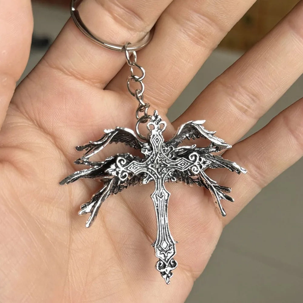 Retro gothic Jesus wings cross pendant necklace made of zinc alloy, featuring intricate design and spiritual symbolism.