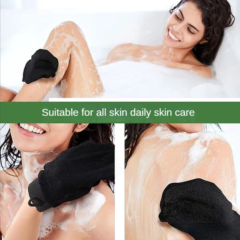 Showlu Smart General exfoliating bath scrub glove with textured surface for gentle skin exfoliation during bathing.