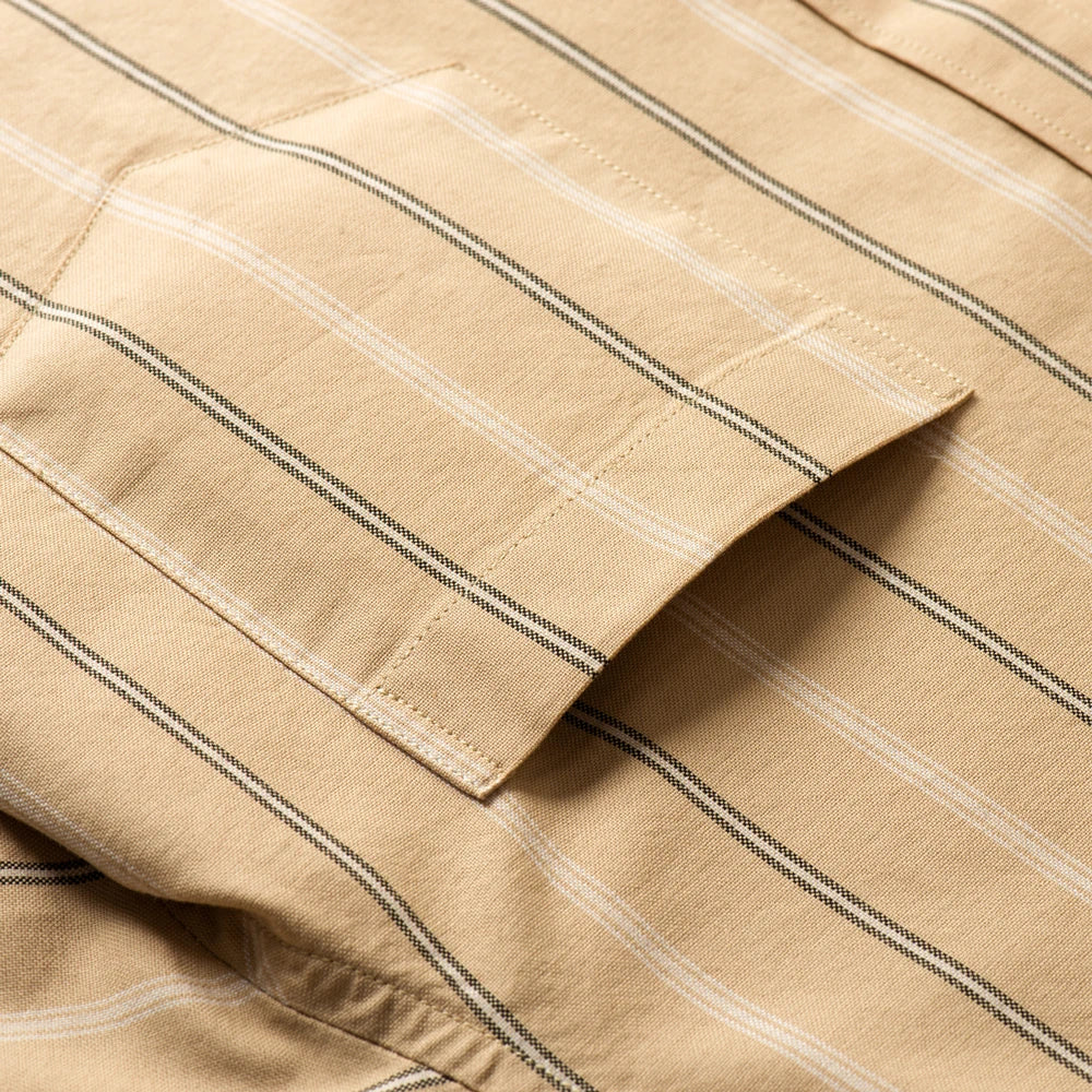 Men's plaid striped dress shirt by Showlu Fashion, long sleeve cotton shirt for spring and autumn casual or light business wear.