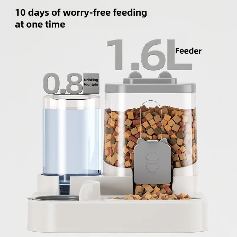Showlu Smart General automatic pet feeder with digital display, food storage container, and feeding tray for pets.
