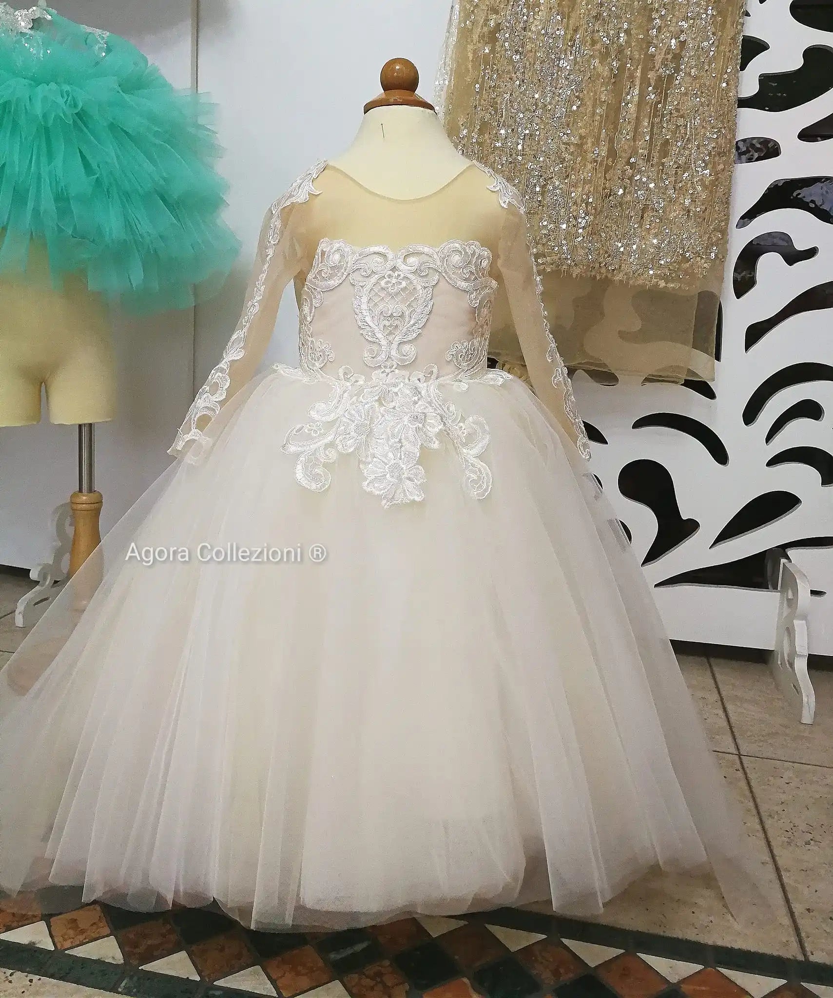 Lace flower girl dress by Showlu Fashion Store with floral tulle ball gown design for weddings, featuring delicate lace details.