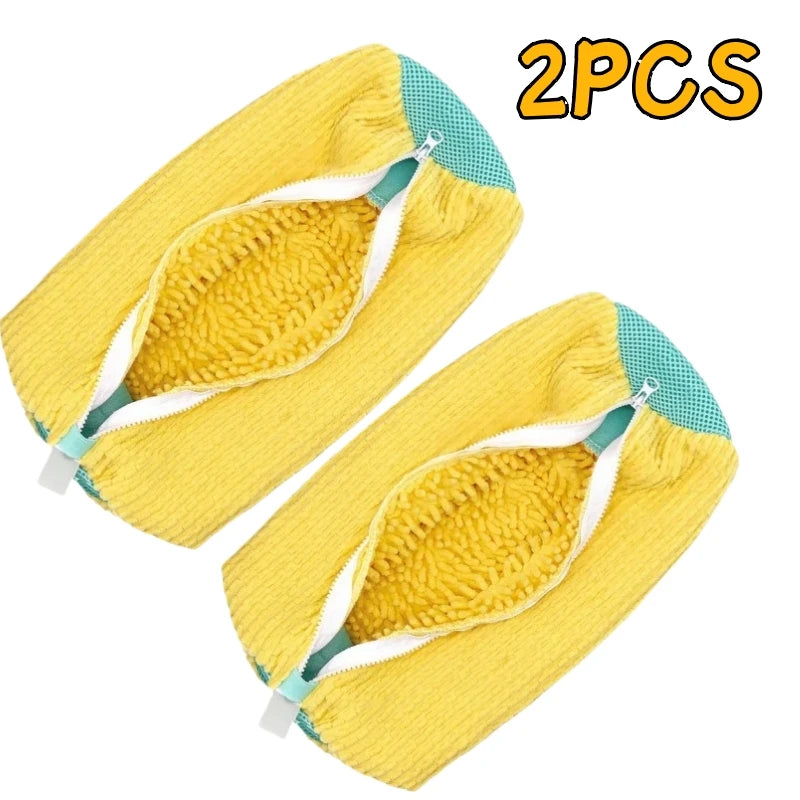 Showlu Smart General portable shoe cleaner brush with soft bristles for easy shoe cleaning on the go.