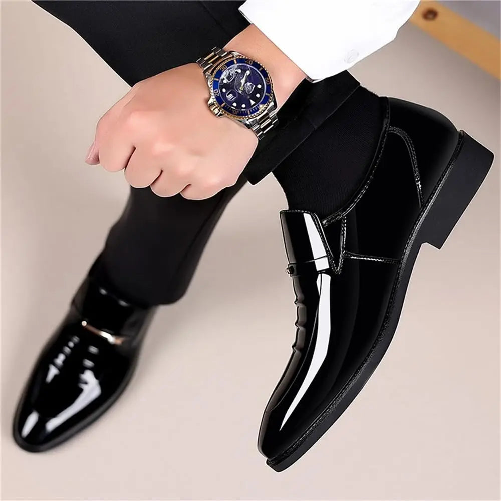 Showlu Men's patent leather Oxford loafers, formal slip-on dress shoes with sleek shine and classic design.