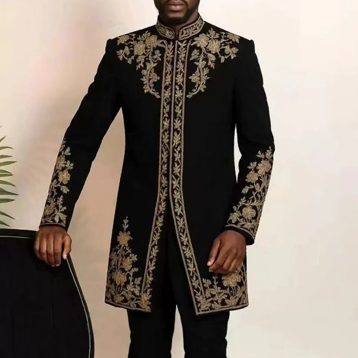 Showlu Men's African Kaftan Set made of cotton blend, featuring a 2-piece wedding suit with intricate traditional designs.