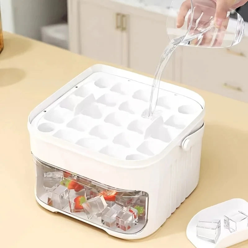 Showlu Smart Mini Portable Ice Cube Machine with 50-grid plastic ice box, compact and convenient for cooling needs.