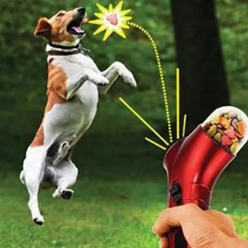 Showlu Smart General dog treat launcher for interactive pet training, featuring a sleek design and easy-to-use treat dispensing mechanism.