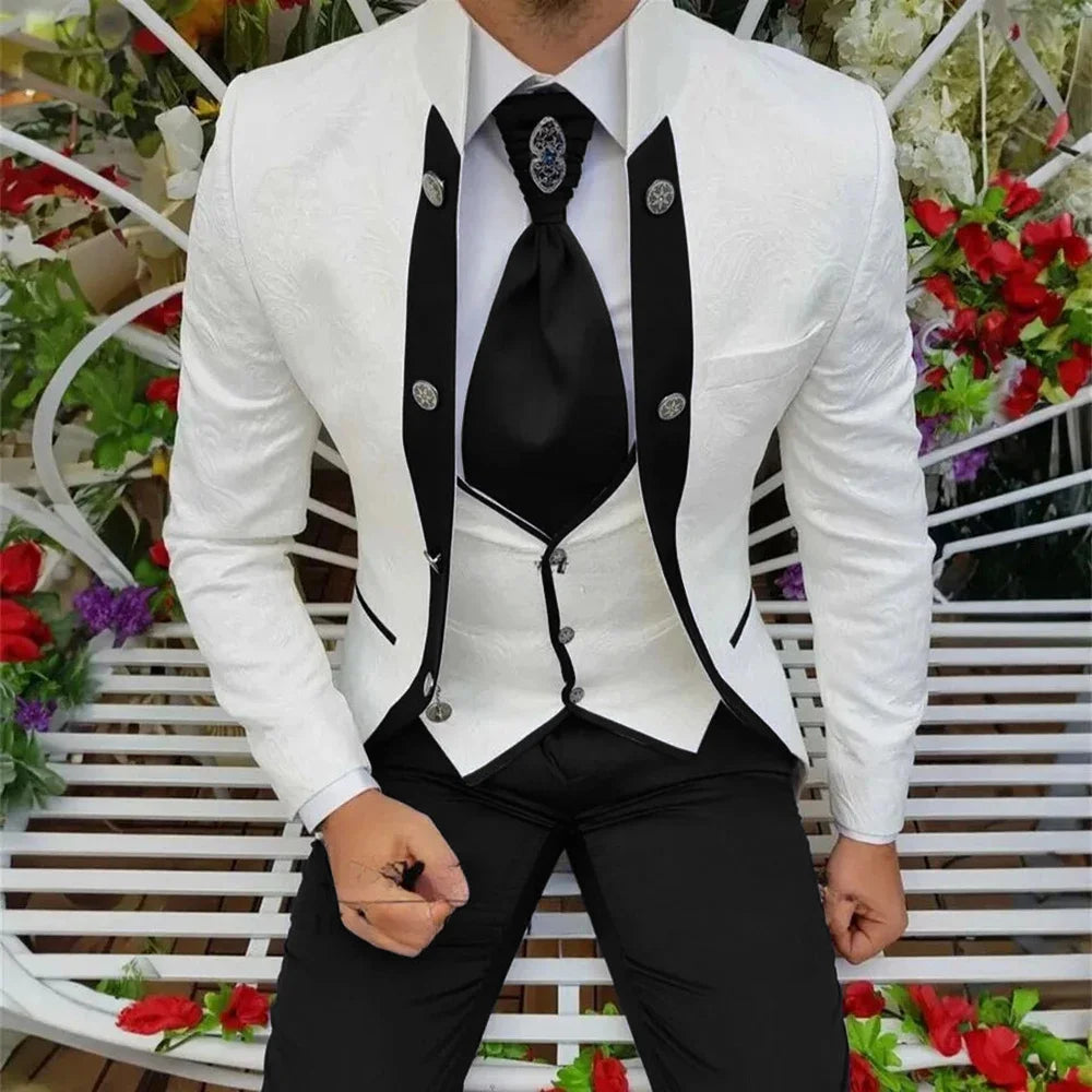 Royal blue Showlu men's 3-piece wool tuxedo suit with jacket, vest, and trousers, ideal for wedding groom attire.
