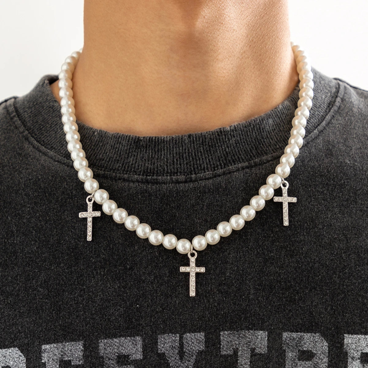 Baroque simulated pearls long tassel pendant necklace with beaded link chain, stylish lariat jewelry for women.