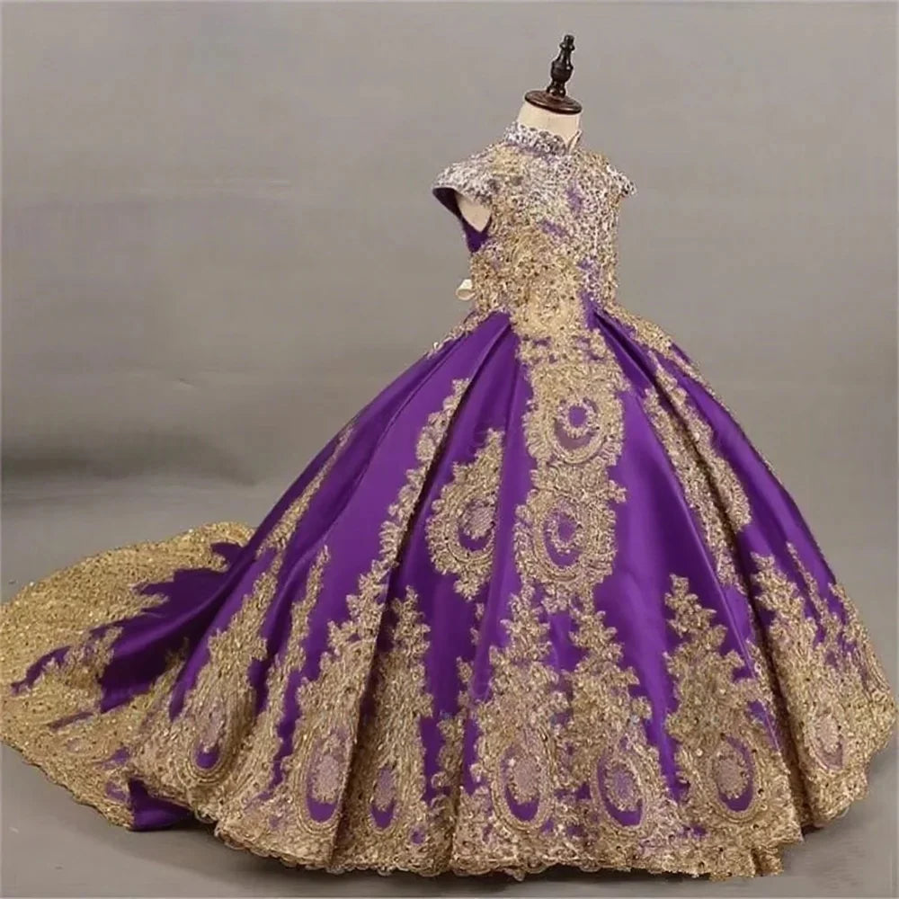 Showlu Fashion Girls' sleeveless ball gown with gold lace embroidery and long train, elegant princess dress for special occasions.
