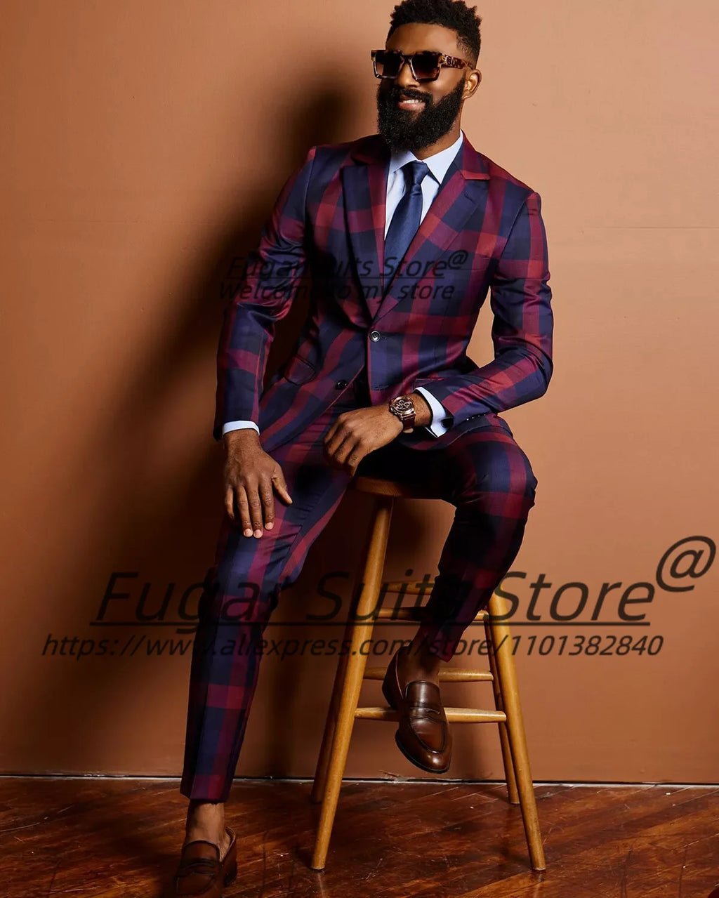 Slim fit men's plaid prom suit with notched lapel, casual blazer and tuxedo set, stylish and handsome for formal occasions.
