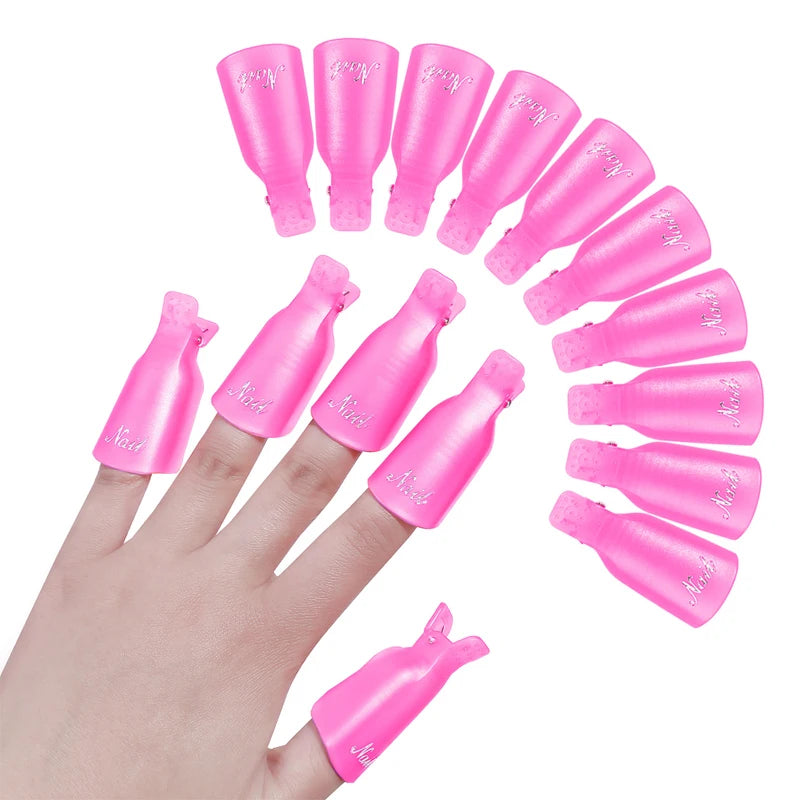 Showlu Smart General nail polish remover clips holding cotton pads for easy, mess-free nail polish removal.
