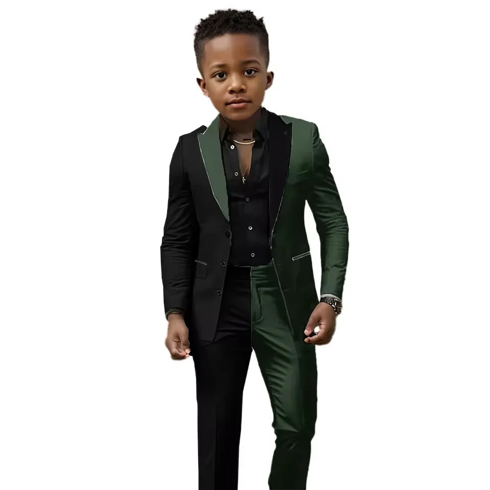 Black and white boys’ wedding suit 2-piece tuxedo set from Showlu Fashion Store, slim fit with jacket and pants for ages 2T-16T.