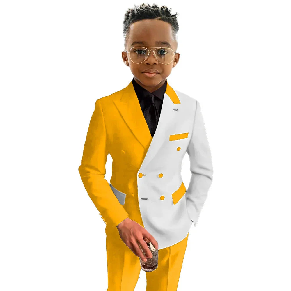 SHOWLU Boys 2-Piece Double Breasted Wedding Tuxedo Suit made of cotton wool, featuring a formal jacket and matching trousers.
