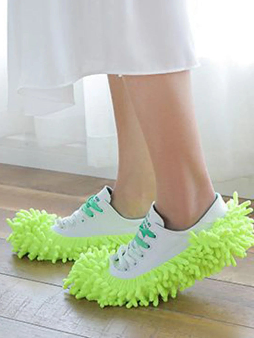 Showlu Fashion chenille dust mop slippers with polyester fabric for effective floor cleaning, designed as comfortable cleaning shoes.