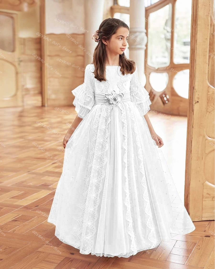 Showlu Fashion Gdybao lace flower girl dress with boat neck and floral details, perfect for first communion or special occasions.