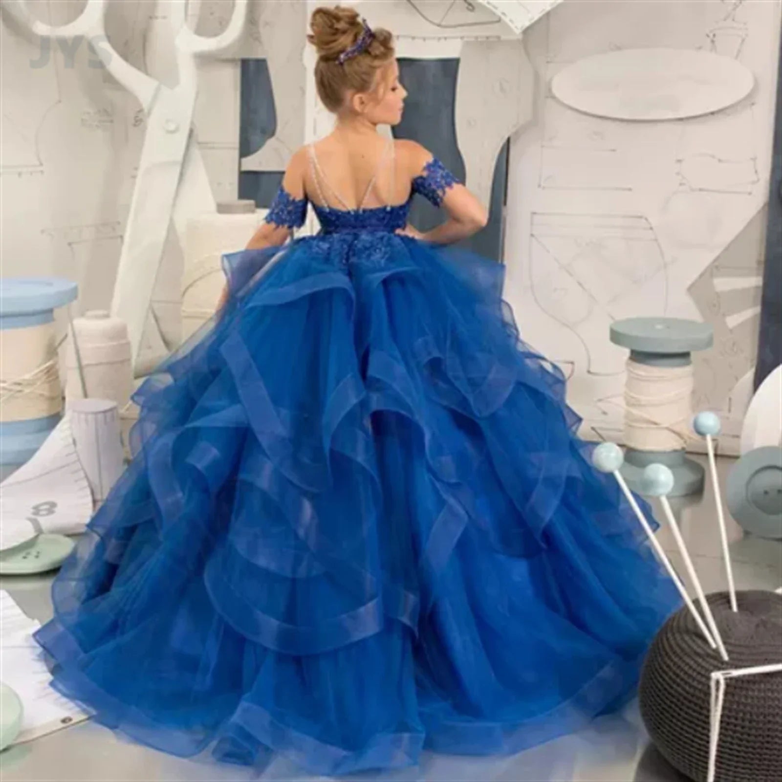 Showlu Fashion Gdybao flower girl dress with off-shoulder tulle ball gown and floral appliques for kids.