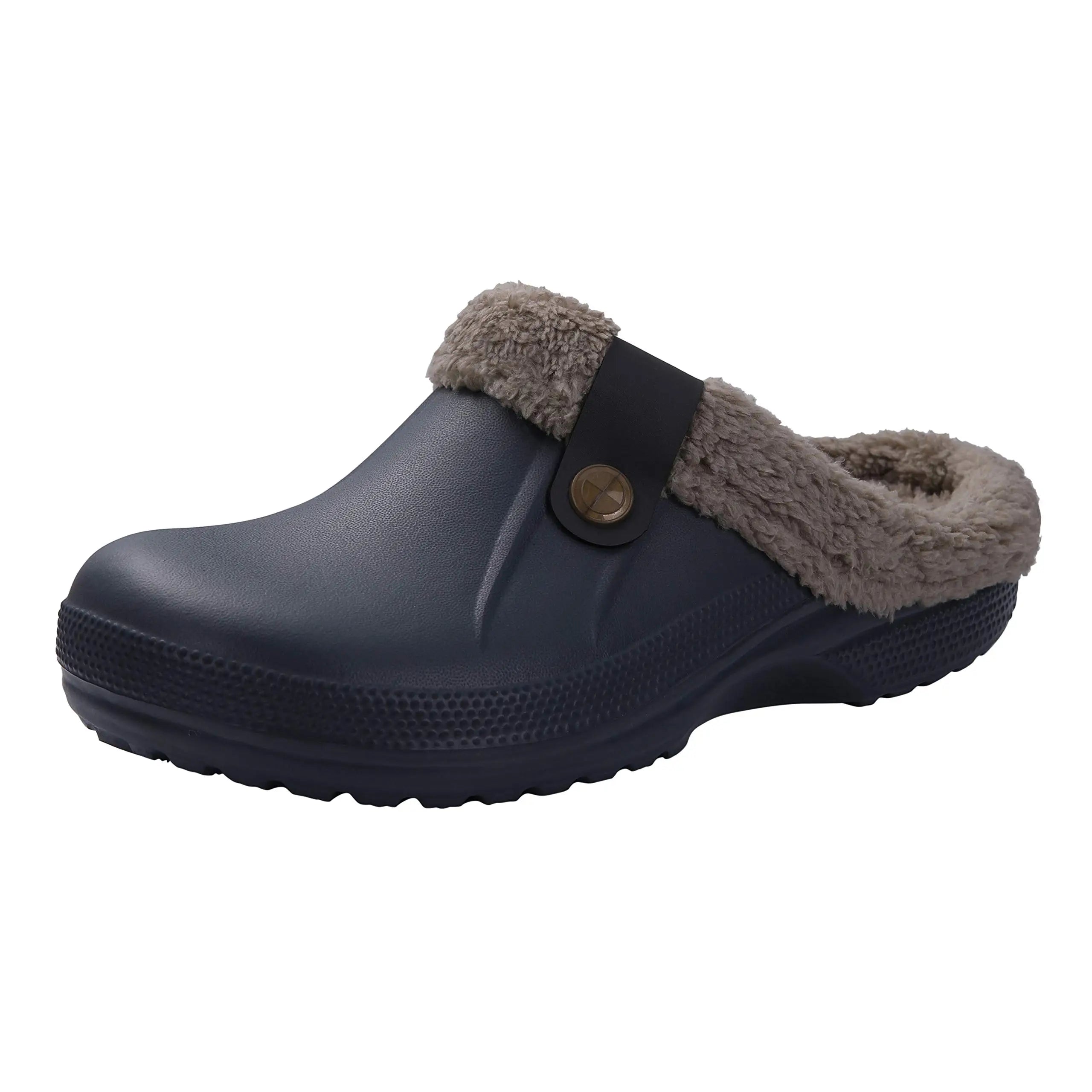 Showlu Fashion Store fuzzy men's clogs slippers with winter fur, waterproof garden shoes, warm house slippers, and anti-slip soles.