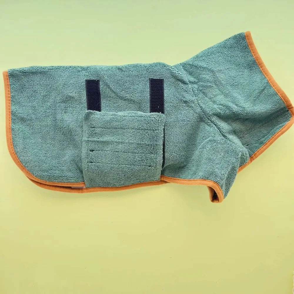 Absorbent dog bathrobe and towel by Showlu Fashion Store, quick-drying pet bath towel for large and small dogs and cats.