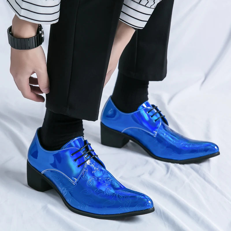 Blue and black men's pointed lace-up dress shoes with formal and prom style, featuring a sleek design and stylish charm.