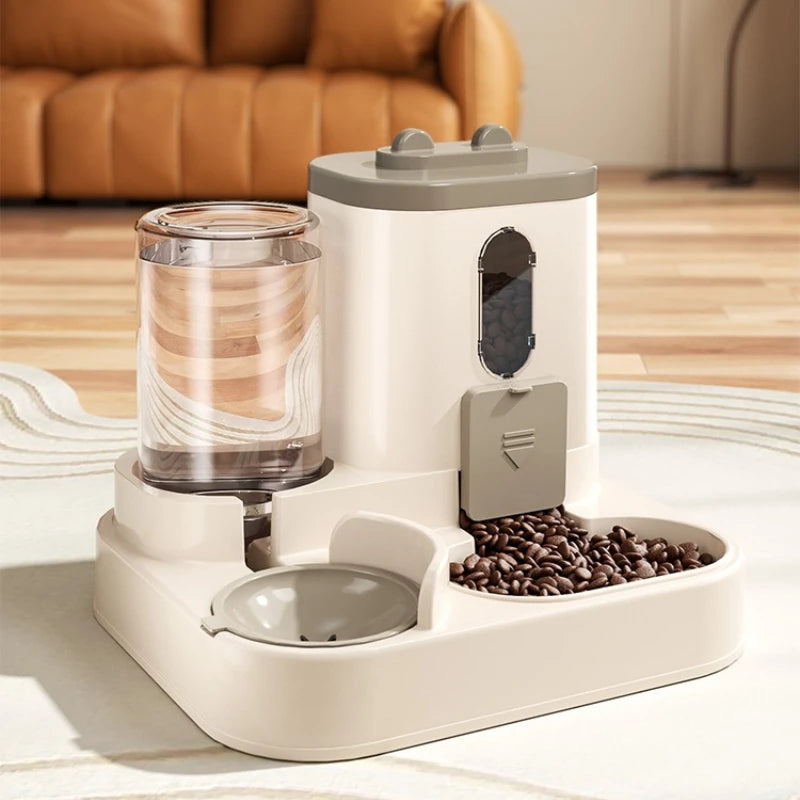 Showlu Smart General automatic pet feeder with digital control panel and food storage container for easy pet feeding.
