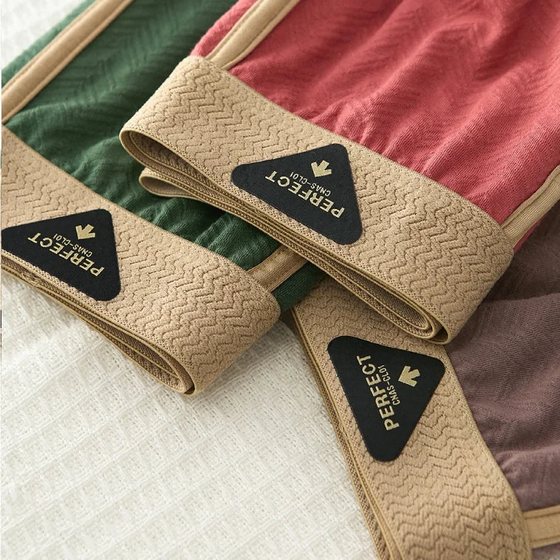 Men's 100% cotton boxer shorts from MAIMENGGO in a 3-pack, antibacterial underwear with comfortable fit and breathable fabric.