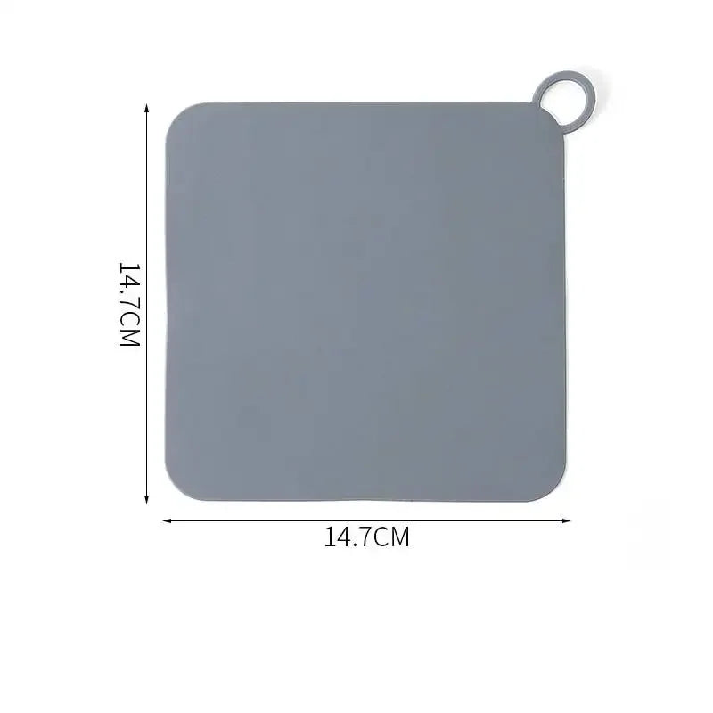 Showlu Smart General silicone drain stopper fitting standard sink drains, flexible and durable for preventing water from escaping.