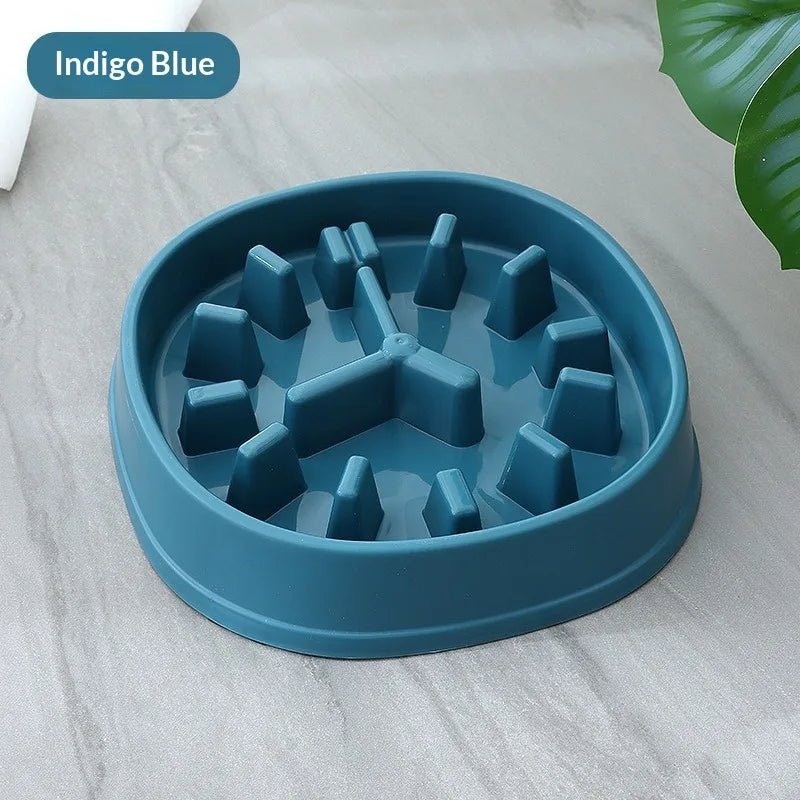Showlu Fashion Store slow feeder dog bowl in clock shape, made of thickened plastic with anti-choking design and easy-to-clean surface