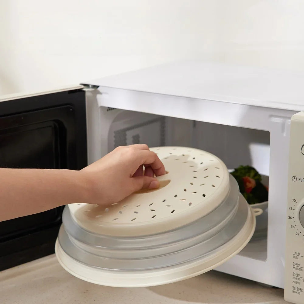 Showlu Smart General silicone microwave cover placed over a bowl, designed to prevent splatters and keep microwave clean.