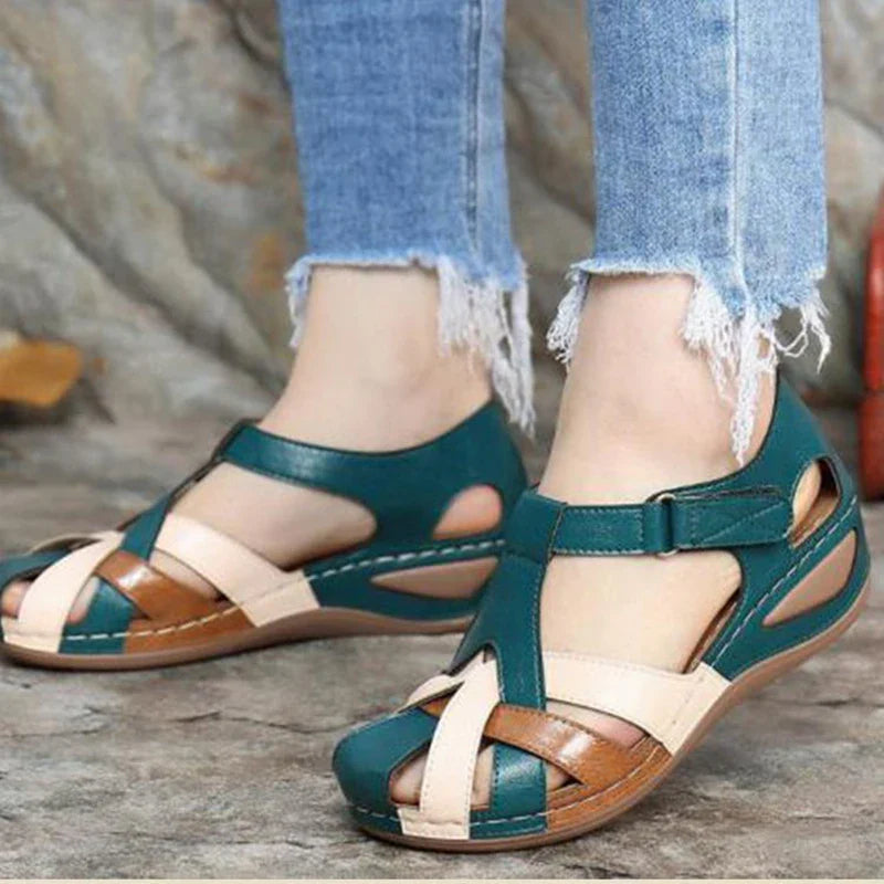 Showlu Fashion women's leather sandals with lightweight design, perfect for summer beach outings and casual wear.