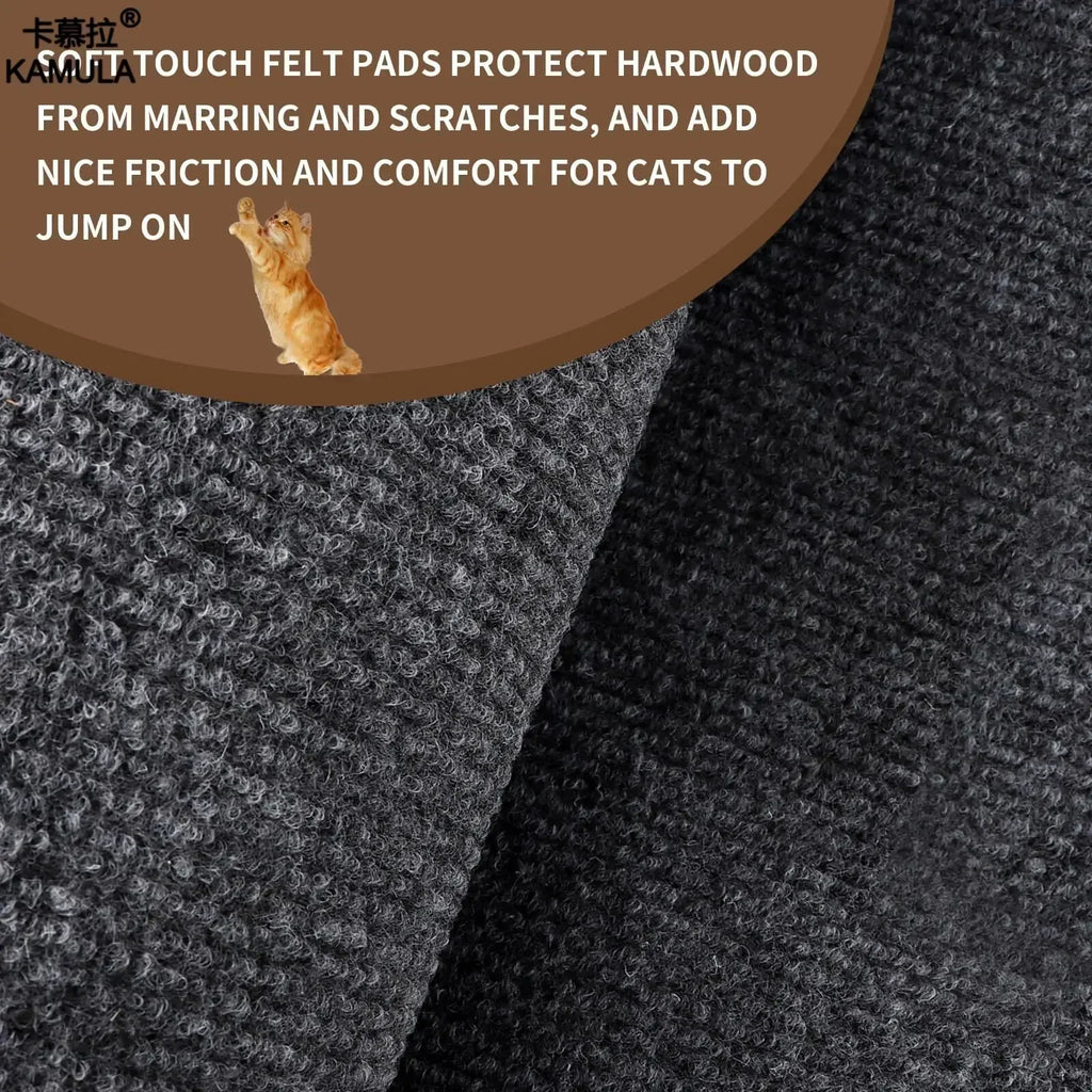 Mini cat scratching post by Showlu Smart General with sisal surface, perfect for small cats or kittens to scratch and play.